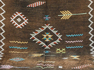 Morocco rug Faded Black sabra Rug Vintage sabra Rug Berber Moroccan handmade boho style 148 X 84 Cm (58 X 33 inches)