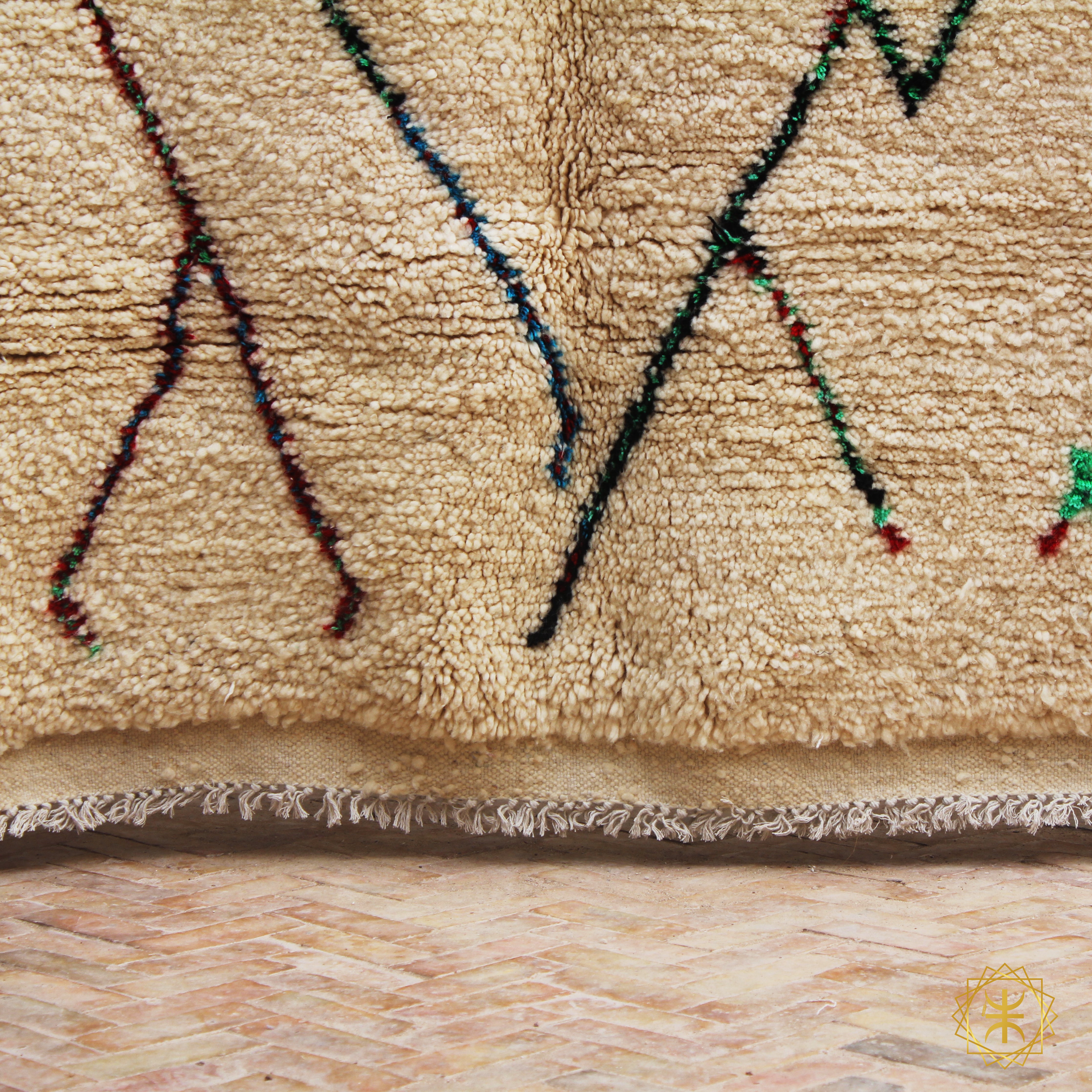 azilal rug,azilal rugs,azilal carpet,azilal berber rug,moroccan azilal rug,azilal moroccan rug,Moroccan rug,berber rug,area rug