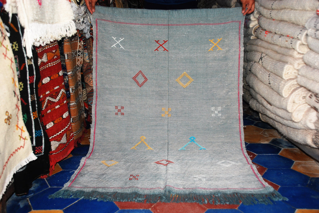Morocco rug Faded Gray sabra Rug Vintage sabra Rug Berber Moroccan handmade boho style 148 X 84 Cm (58 X 33 inches)